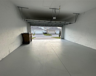 3068 Addison Boulevard - Photo Thumbnail 9