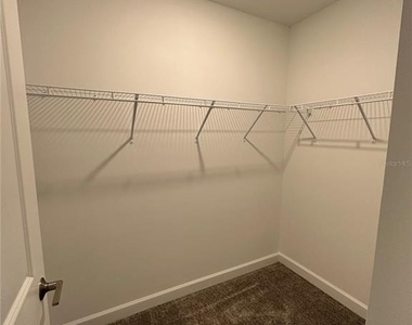 3068 Addison Boulevard - Photo Thumbnail 4