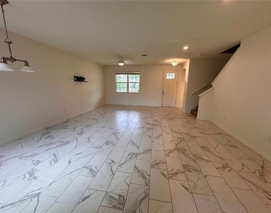 5844 Soter Lane - Photo Thumbnail 4