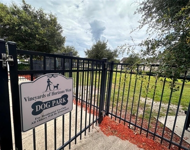 5844 Soter Lane - Photo Thumbnail 28