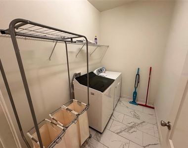 5844 Soter Lane - Photo Thumbnail 20