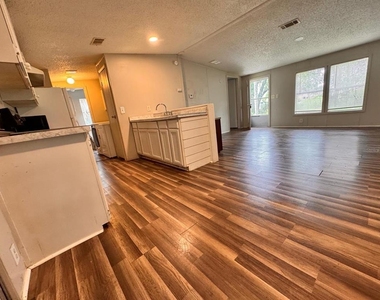 2715 Massee Road - Photo Thumbnail 2