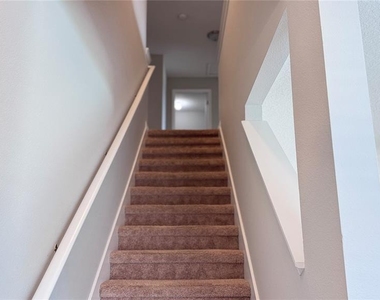 362 Nova Drive - Photo Thumbnail 15