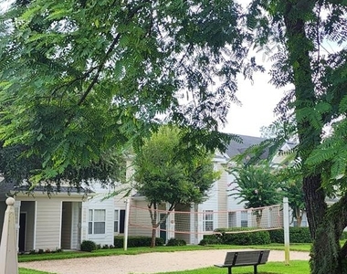 142 Southern Pecan Circle - Photo Thumbnail 23