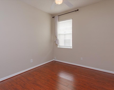5537 Burlwood Drive - Photo Thumbnail 23