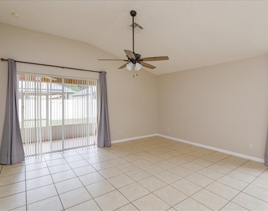 5537 Burlwood Drive - Photo Thumbnail 14