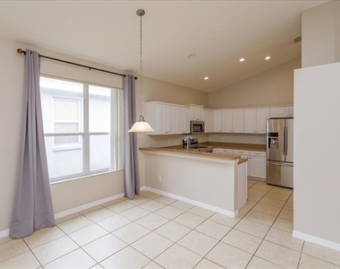 5537 Burlwood Drive - Photo Thumbnail 10