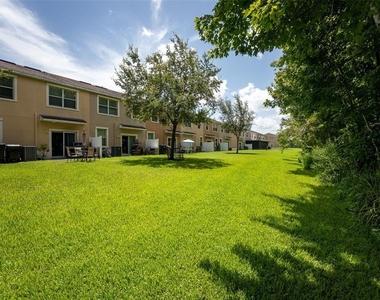 11191 Savannah Landing Circle - Photo Thumbnail 33
