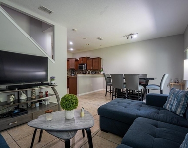 11191 Savannah Landing Circle - Photo Thumbnail 22