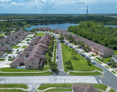 11191 Savannah Landing Circle - Photo Thumbnail 3