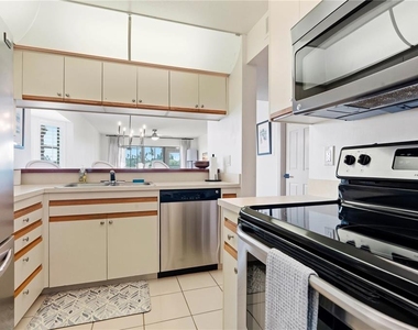 460 Bouchelle Drive - Photo Thumbnail 36
