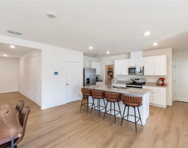 2630 Angel Falls Drive - Photo Thumbnail 9