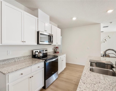 2630 Angel Falls Drive - Photo Thumbnail 14