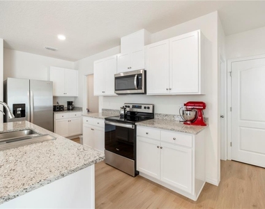 2630 Angel Falls Drive - Photo Thumbnail 18