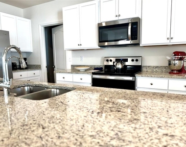 2630 Angel Falls Drive - Photo Thumbnail 19