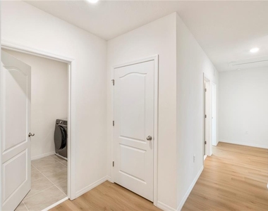 2630 Angel Falls Drive - Photo Thumbnail 23