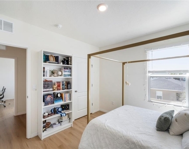 2630 Angel Falls Drive - Photo Thumbnail 29