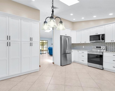 2805 Lake Tohopekaliga Boulevard - Photo Thumbnail 2