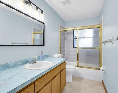 2805 Lake Tohopekaliga Boulevard - Photo Thumbnail 15