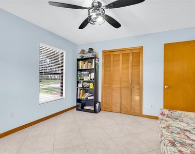 2805 Lake Tohopekaliga Boulevard - Photo Thumbnail 13