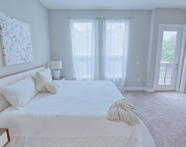 2116 Broome Street - Photo Thumbnail 14