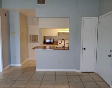 2550 N Alafaya Trail - Photo Thumbnail 3