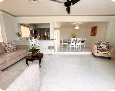574 Orchid Drive - Photo Thumbnail 12