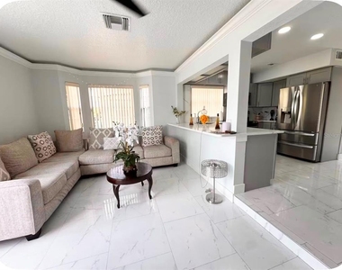 574 Orchid Drive - Photo Thumbnail 7