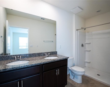 2331 Gifford Drive - Photo Thumbnail 11