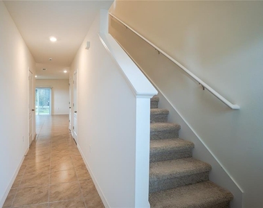 2331 Gifford Drive - Photo Thumbnail 3