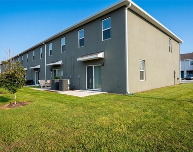 2331 Gifford Drive - Photo Thumbnail 2