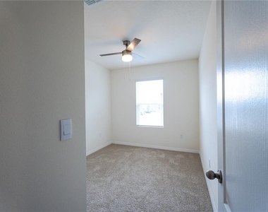 2331 Gifford Drive - Photo Thumbnail 17