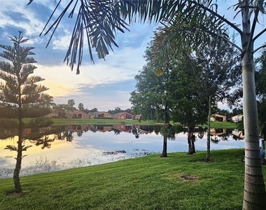 585 Grand Canal Drive - Photo Thumbnail 3