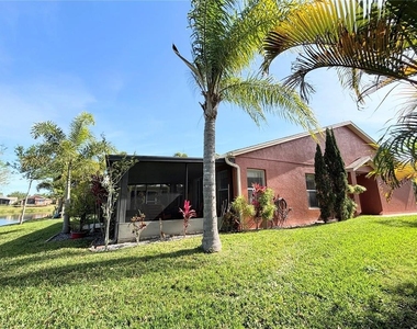 585 Grand Canal Drive - Photo Thumbnail 2