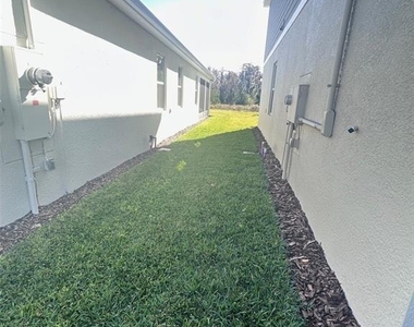 17539 Saw Palmetto Avenue - Photo Thumbnail 8