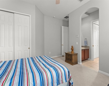 14411 Hampshire Bay Circle - Photo Thumbnail 43