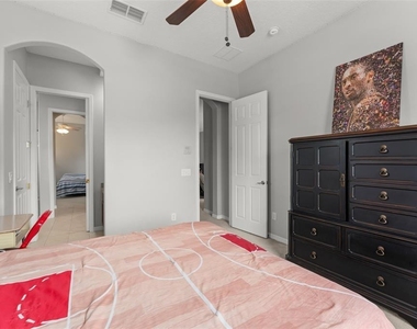 14411 Hampshire Bay Circle - Photo Thumbnail 37