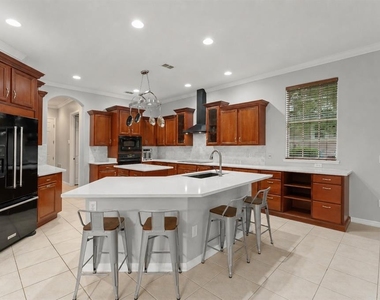 14411 Hampshire Bay Circle - Photo Thumbnail 11
