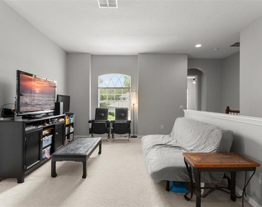 14411 Hampshire Bay Circle - Photo Thumbnail 32