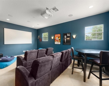 14411 Hampshire Bay Circle - Photo Thumbnail 33