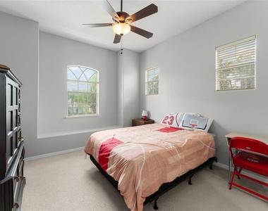 14411 Hampshire Bay Circle - Photo Thumbnail 36