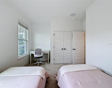 13568 Autumn Harvest Avenue - Photo Thumbnail 15
