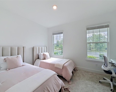 13568 Autumn Harvest Avenue - Photo Thumbnail 27