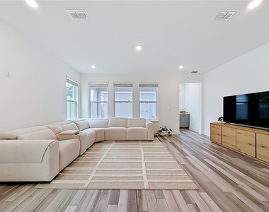 13568 Autumn Harvest Avenue - Photo Thumbnail 25