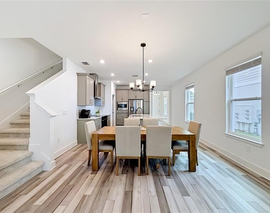 13568 Autumn Harvest Avenue - Photo Thumbnail 10
