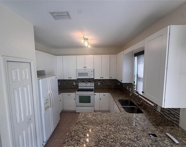 3469 Allegra Circle - Photo Thumbnail 6