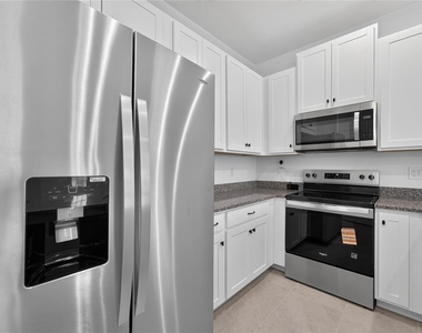 10023 Gazebo Alley - Photo Thumbnail 7