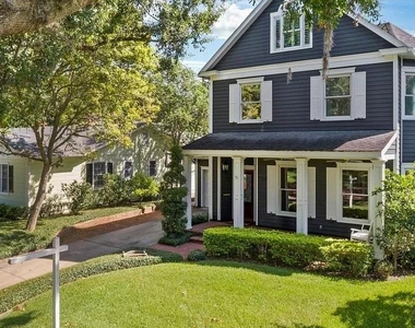 1119 Belleaire Circle - Photo Thumbnail 2