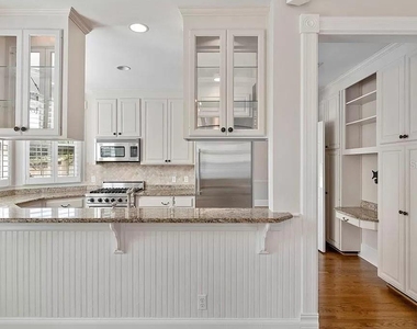 1119 Belleaire Circle - Photo Thumbnail 19