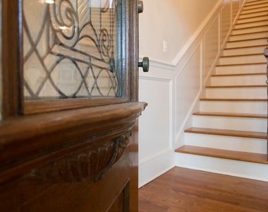 1119 Belleaire Circle - Photo Thumbnail 6